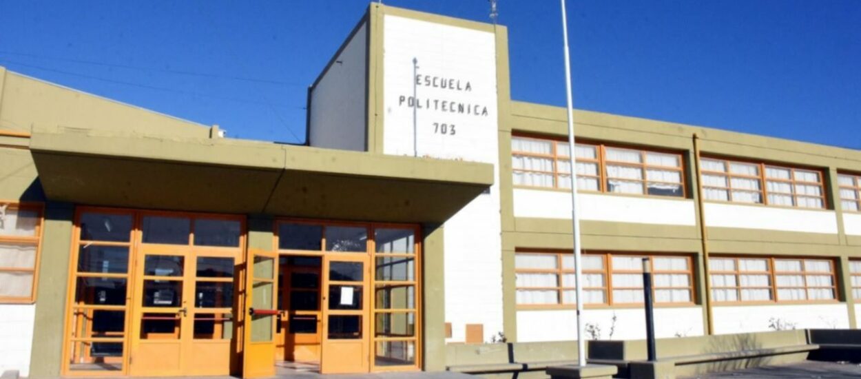 El Ministerio de Educación designó nuevo equipo directivo para la Escuela 703 de Puerto Madryn