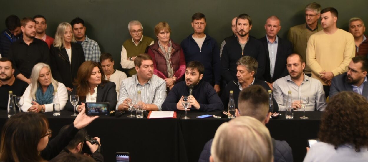 Nacho Torres anunció la fórmula de JxC en Chubut y confirmó su candidatura a Gobernador junto a Gustavo Menna de Vice