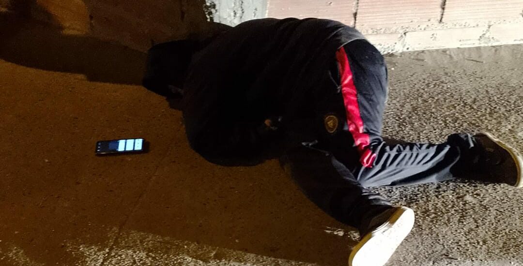 Mujer agredida en presunto intento de robo