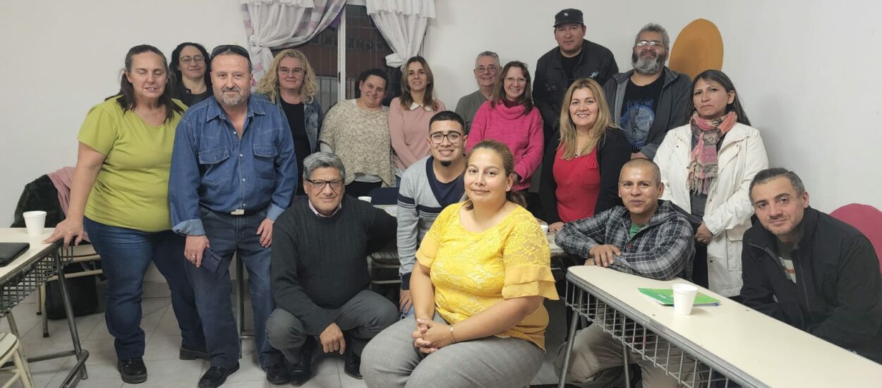 Autoridades provinciales mantuvieron una reunión informativa con distintos vecinalistas de Trelew