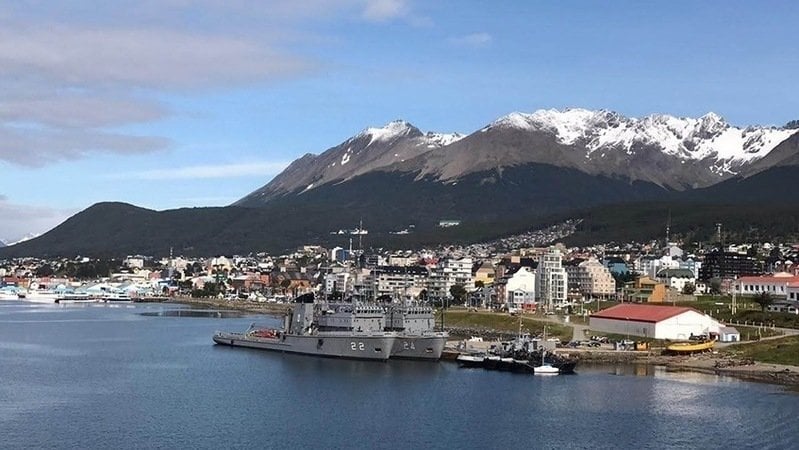 PETICIÓN PARA DETENER LA CONSTRUCCIÓN DE UNA BASE NAVAL CHINA EN TIERRA DEL FUEGO