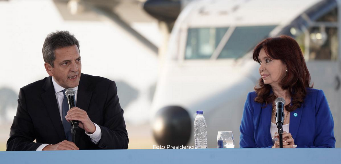 Cristina Fernández y Sergio Massa se unen en un acto político en Buenos Aires