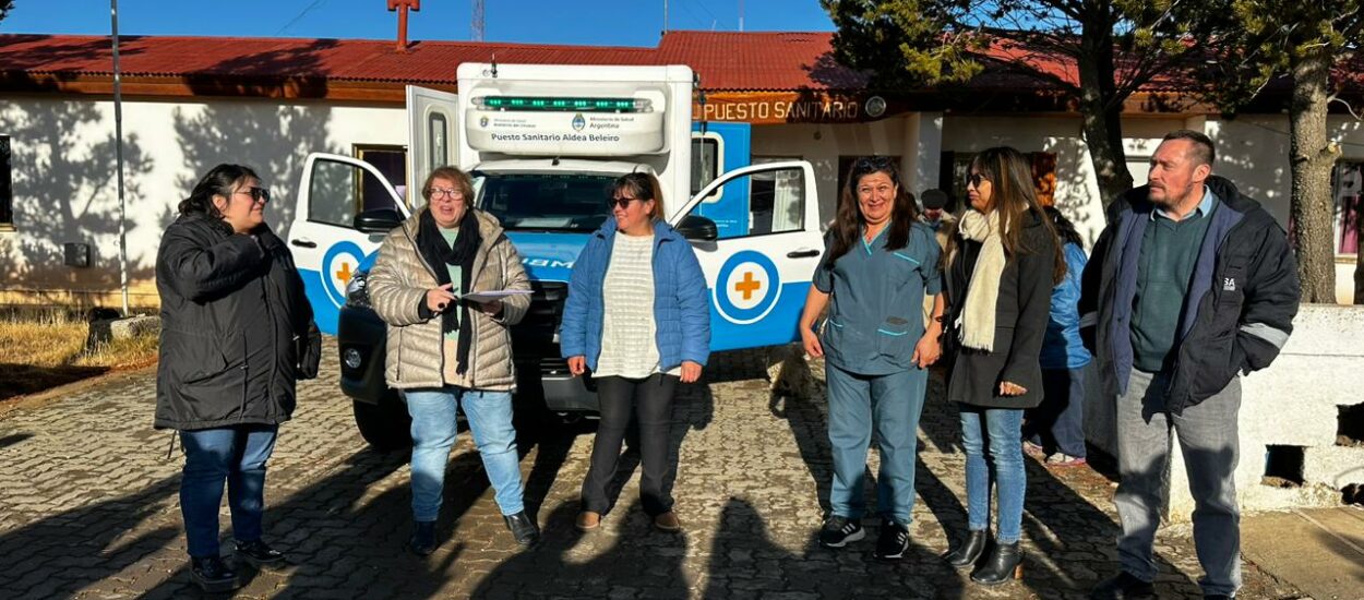 El Gobierno Provincial entregó una nueva ambulancia 4×4 al Puesto Sanitario de Aldea Beleiro