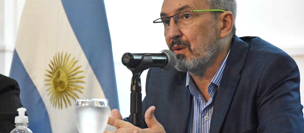 PURATICH CRITICA AL PJ DE CHUBUT POR FALTA DE LIDERAZGO POLÍTICO