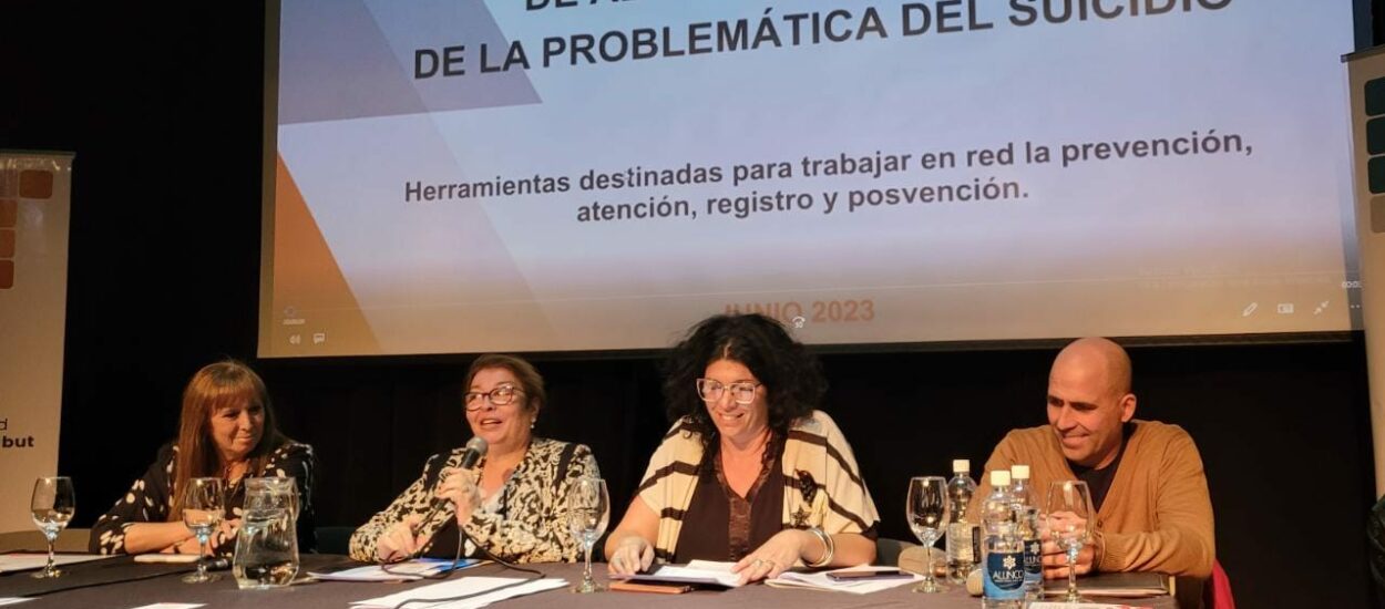 El Gobierno del Chubut presentó el “Plan Estratégico Provincial de Abordaje Integral de la Problemática del Suicidio” 