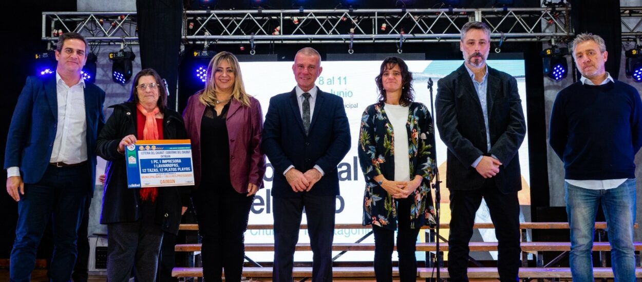 EL GOBIERNO DEL CHUBUT ACOMPAÑÓ LA APERTURA DE LA 39° FERIA PROVINCIAL DEL LIBRO DE GAIMAN 