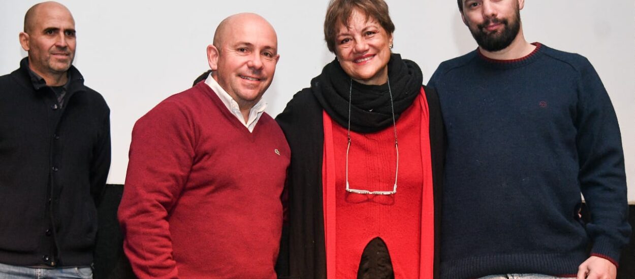 SASTRE FIRMÓ UN CONVENIO CON LA FUNDACIÓN CEFERINO NAMUNCURÁ PARA FORTALECER LAS ACCIONES MANCOMUNADAS