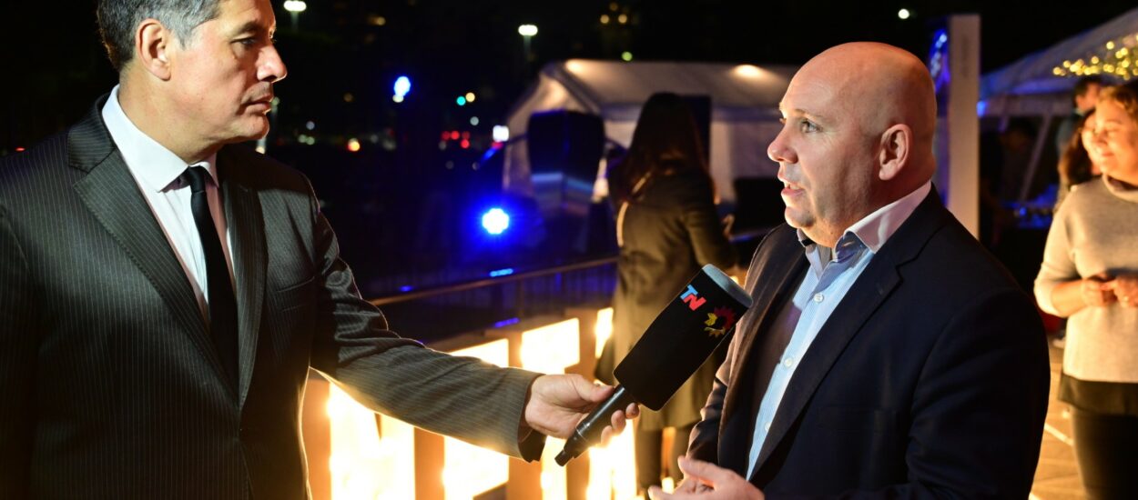 EL INTENDENTE PARTICIPÓ DEL PRELANZAMIENTO DE LA TEMPORADA DE BALLENAS EN EL PLANETARIO DE BUENOS AIRES