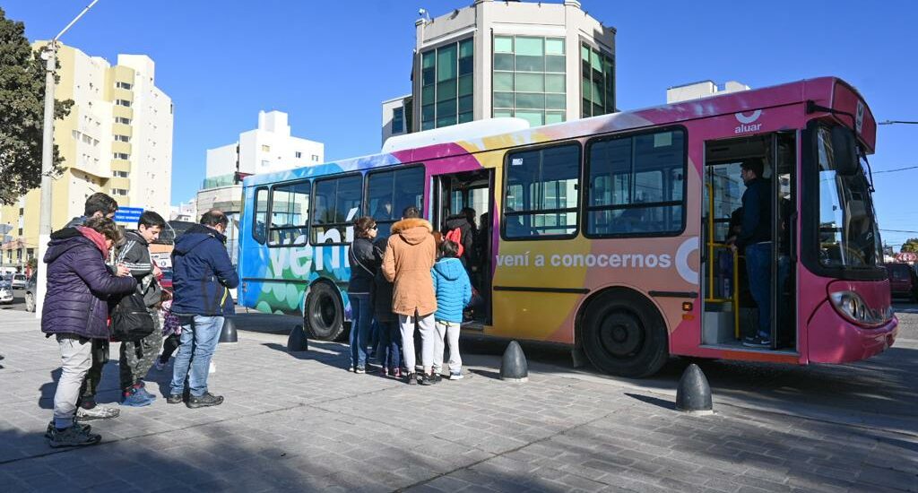 COMIENZAN LAS VISITAS GUIADAS A LA PLANTA DE ALUAR Y A SU PARQUE EÓLICO