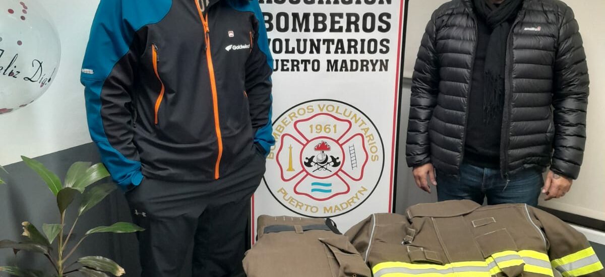 LOS BOMBEROS DE MADRYN RECIBIERON DONACIÓN DE LA EMPRESA GOLDWIND