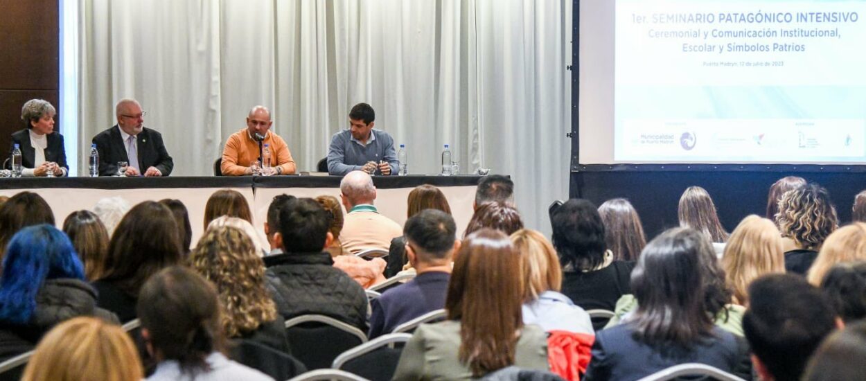 Gustavo Sastre presenta el primer Seminario Patagónico Intensivo de Ceremonial y Comunicación Institucional en Puerto Madryn