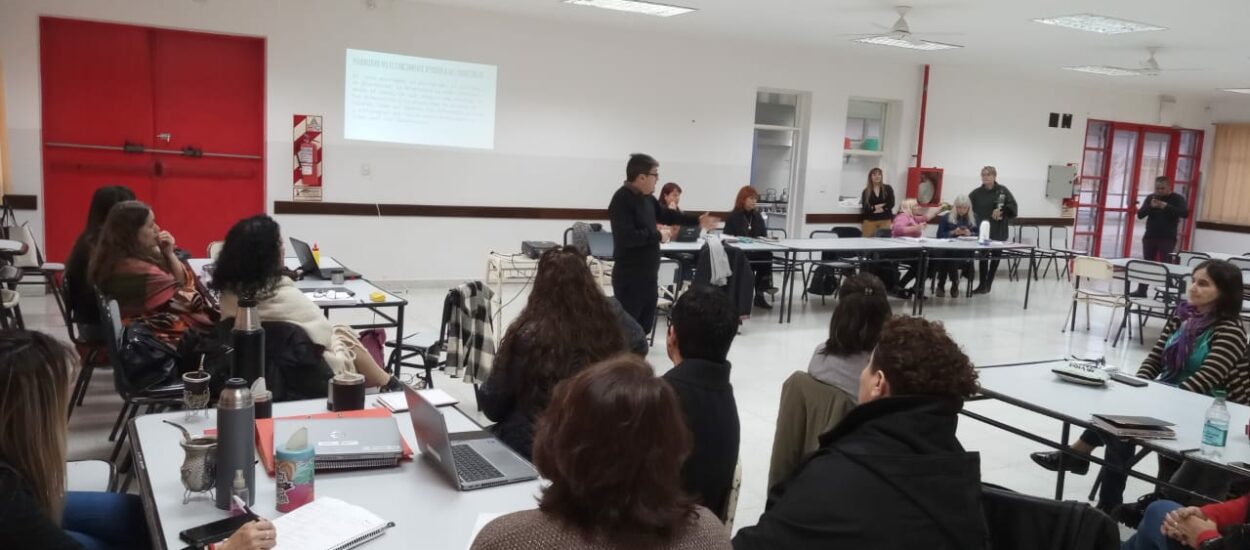 Educación: Provincia fortalece las propuestas pedagógicas para las escuelas rurales