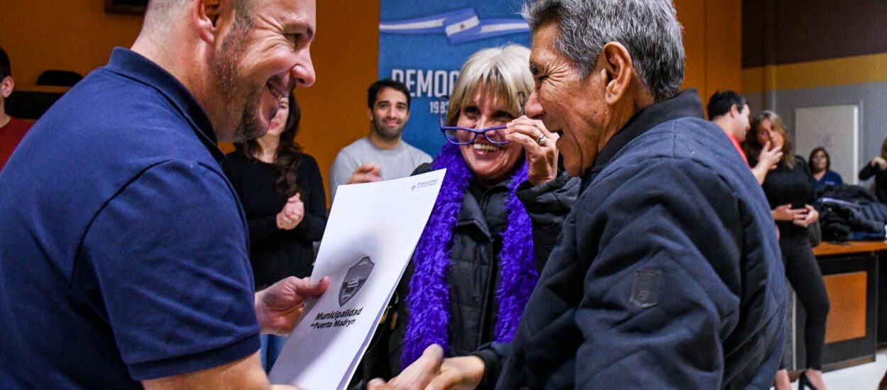 MÁS DE 300 FAMILIAS MADRYNENSES RECIBIERON LAS ADJUDICACIONES Y TENENCIAS DE SUS TIERRAS