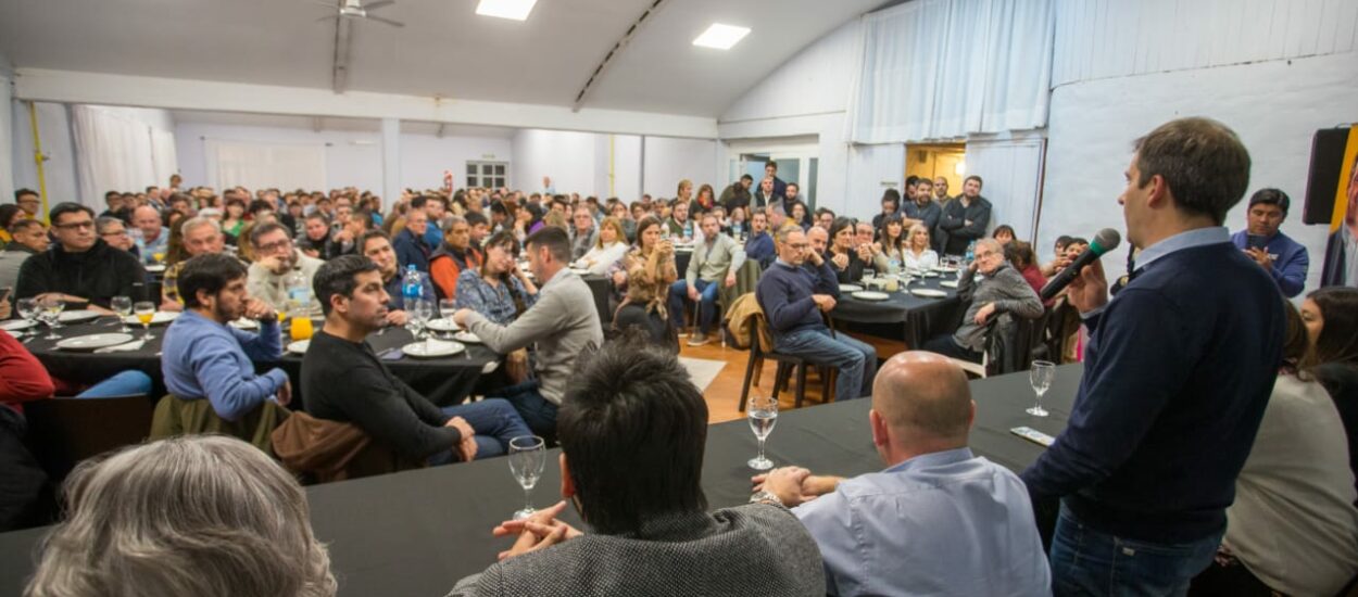 Luque y Sastre se reunieron con más de 300 profesionales de la zona del valle