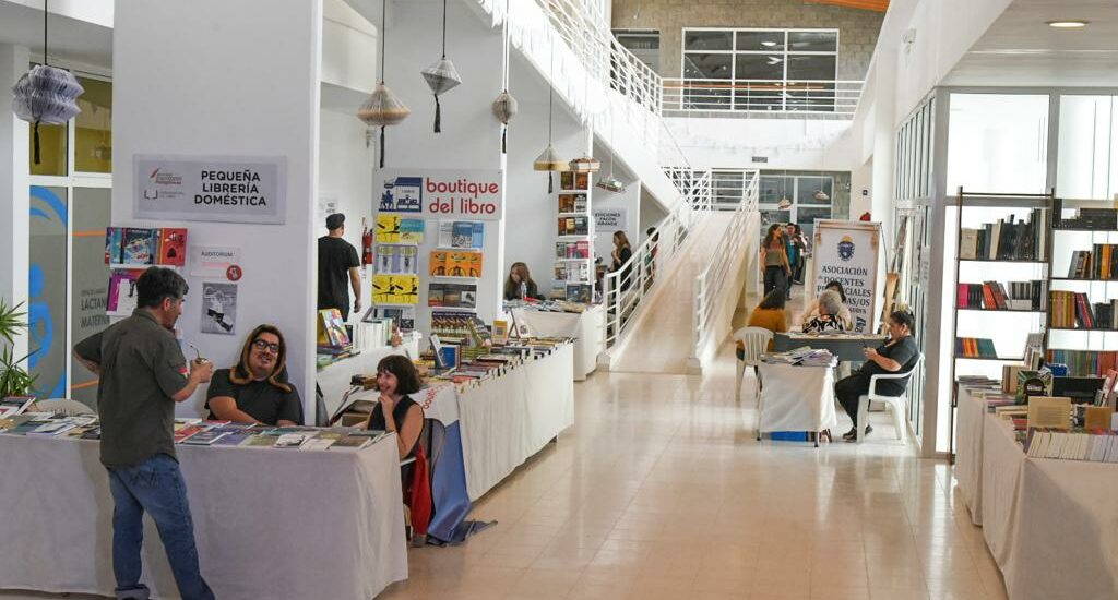 DESTACADOS AUTORES SE SUMAN A LA SEGUNDA FERIA MUNICIPAL DEL LIBRO DE PUERTO MADRYN