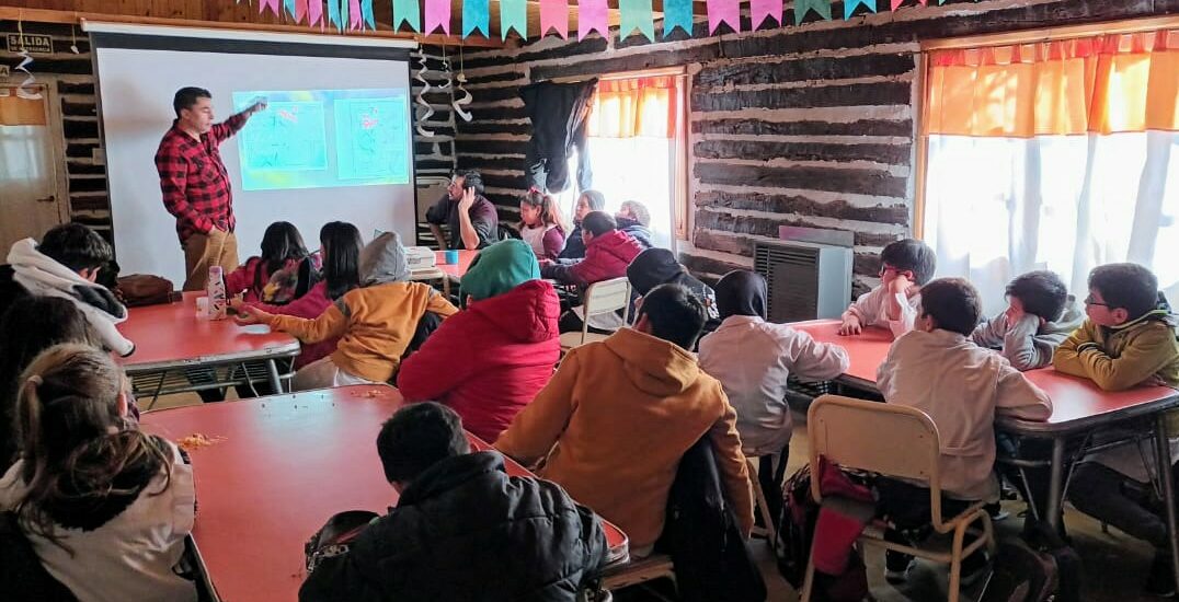 El Gobierno Provincial lleva adelante el Programa de Restauración de Bosques con escuelas 