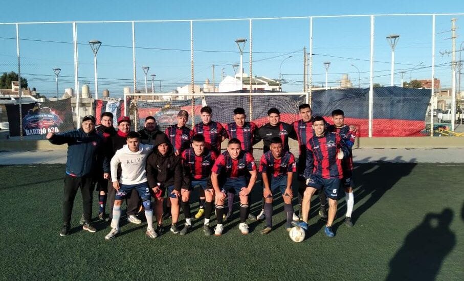 “El Equipo de la Peña de San Lorenzo avanza a las semifinales en el Torneo interpeñas de Puerto Madryn y se prepara para conquistar un nuevo sueño”