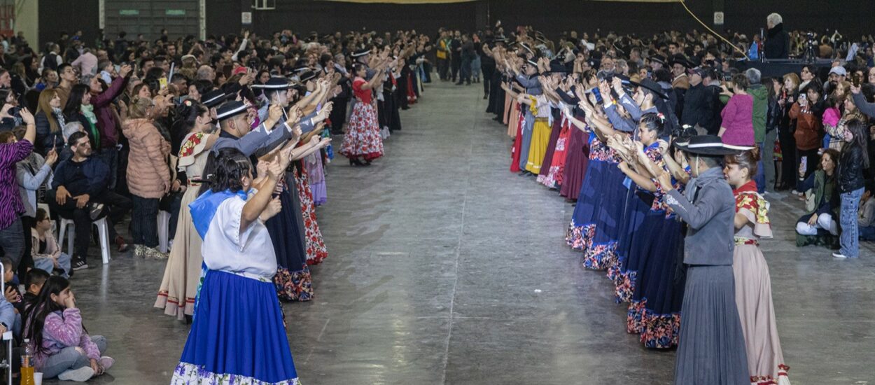 Comodoro Rivadavia: Con el fuerte apoyo del Municipio, se vivió una gran fiesta con el Día Mundial del Folclore