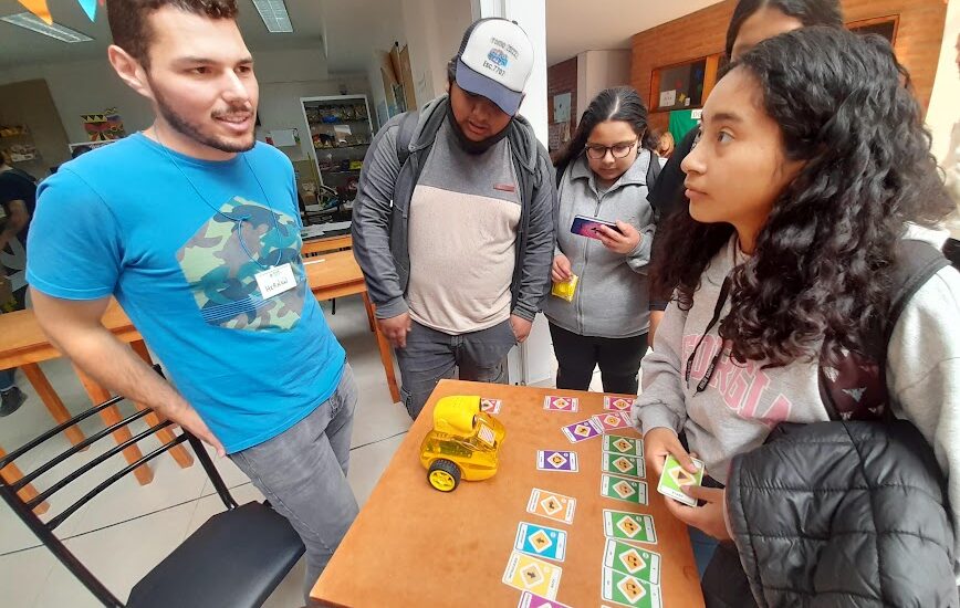 UTN CHUBUT INSCRIBIRÁ A ADOLESCENTES DE 14 AÑOS EN ADELANTE PARA LOS TALLERES DEL “CLUB TECNOLÓGICO”