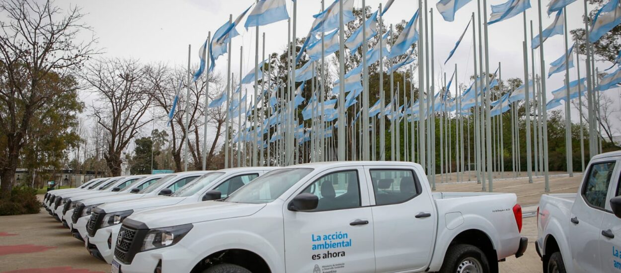 Chubut recibió un vehículo 0 Km para trabajos de conservación y manejo integral del bosque nativo 