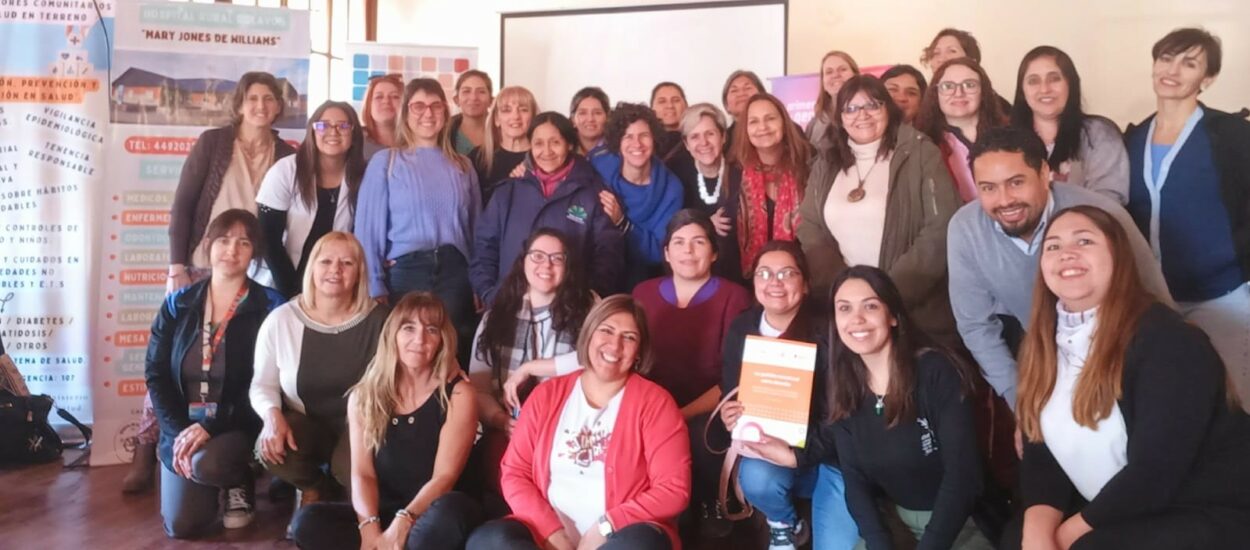 Con una importante convocatoria, Provincia realizó una capacitación sobre gestión menstrual en Dolavon 