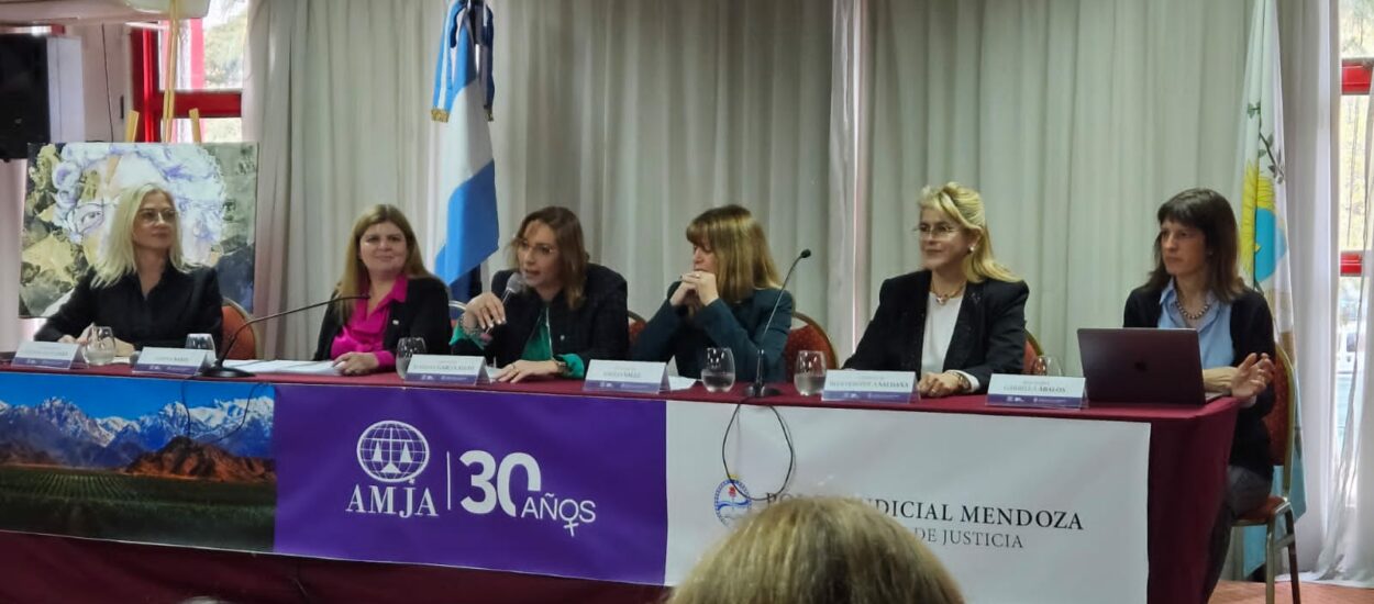 BANFI EXPUSO EN EL ENCUENTRO NACIONAL DE MUJERES JUECES