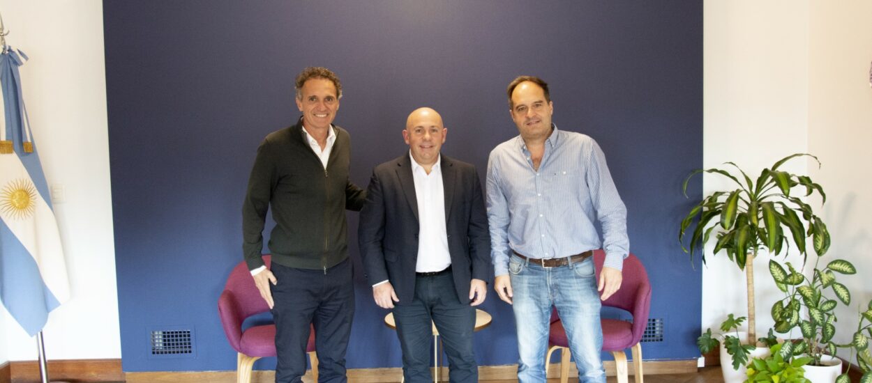 SASTRE SE REUNIÓ CON LOS MINISTROS NACIONALES MAGGIOTTI Y KATOPODIS PARA AVANZAR EN LA PRESTACIÓN DE SERVICIOS EN TIERRAS DE LA CIUDAD