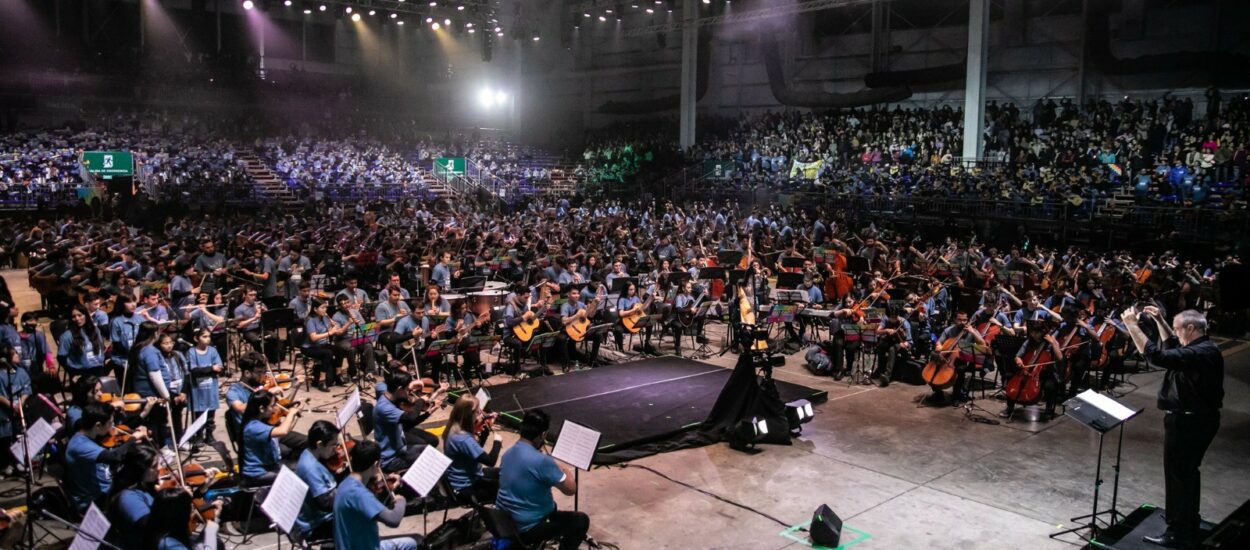 Brillante actuación de la Orquesta Infanto Juvenil del Barrio Inta de Trelew en Buenos Aires