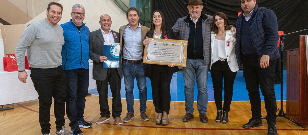 El Municipio acompañó el 40° aniversario del Instituto Superior de Formación Docente N° 810