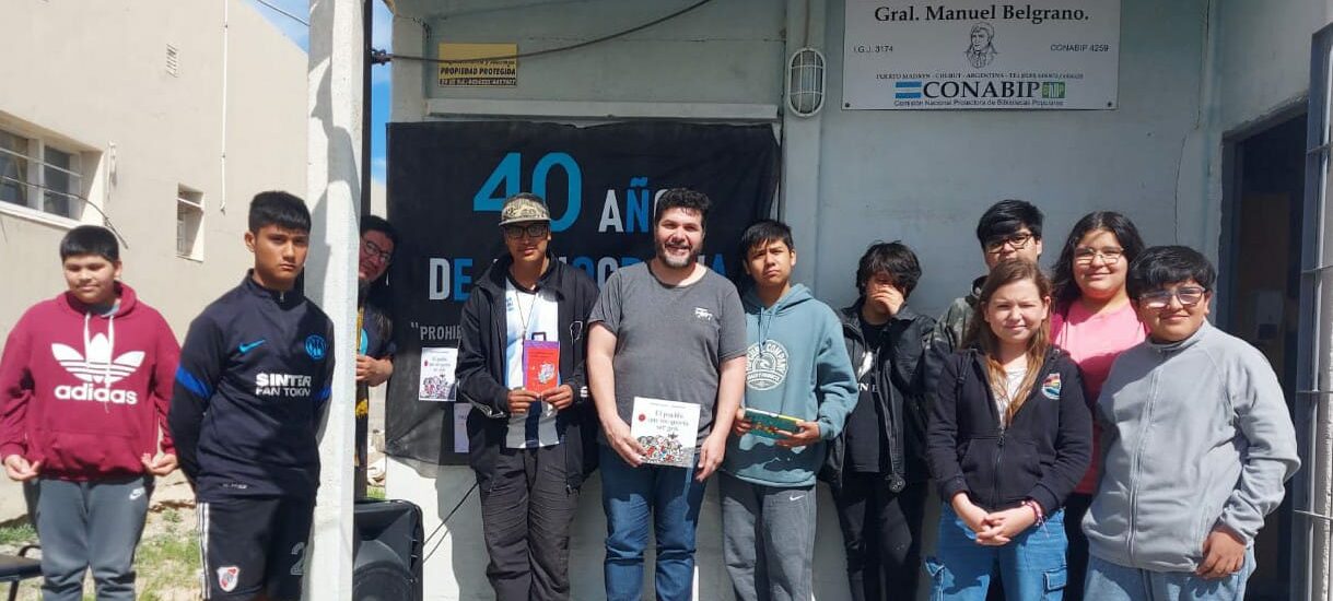 COMENZÓ EL TALLER “PROHIBIDO NO LEER, PROHIBIDO NO MURALEAR” PARA ADOLESCENTES EN LA BIBLIOTECA POPULAR “BELGRANO’