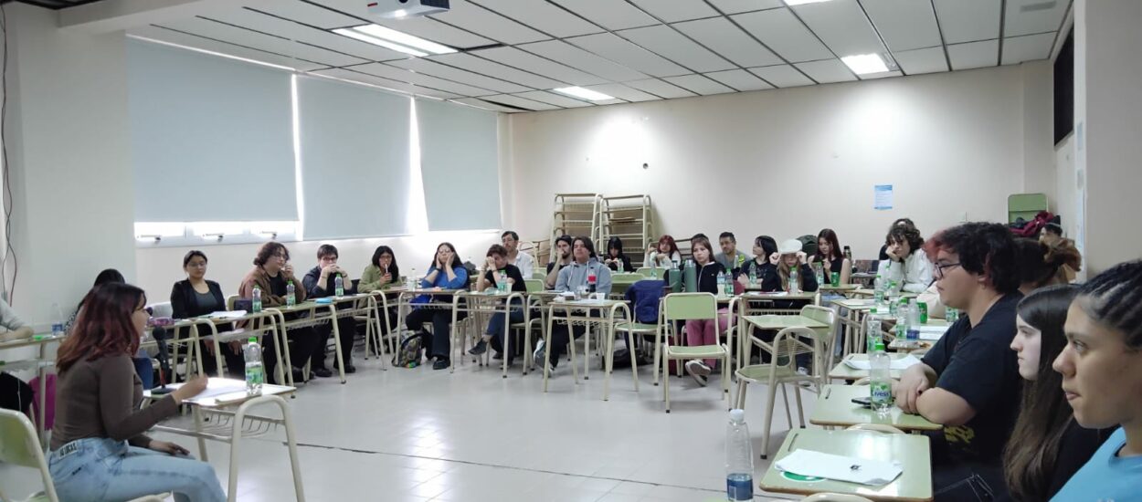 Once escuelas chubutenses participaron en Comodoro Rivadavia de las Olimpiadas de Filosofía
