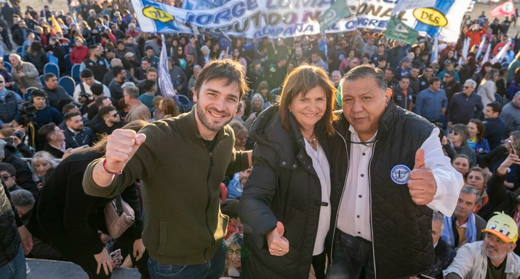 Torres con Bullrich en Comodoro Rivadavia: “Con Patricia vamos hacia un país ordenado y con educación”