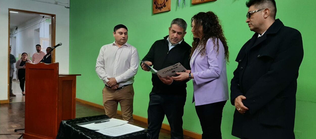 Funcionarios del Gobierno Provincial acompañaron las celebraciones por el 123° Aniversario de Camarones