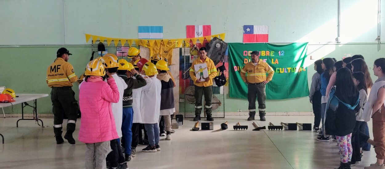 El Gobierno del Chubut realizó jornada de prevención de incendios destinada a escuelas primarias