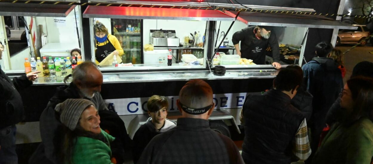 REUNIÓN INFORMATIVA PARA INTERESADOS EN PRESTAR EL SERVICIO DE FOOD TRUCKS EN ZONAS AUTORIZADAS