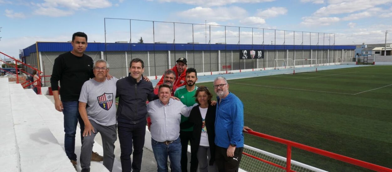 Luque visitó el Club Roca: una de las tantas entidades que contienen a cientos de chicos gracias al crecimiento en infraestructura