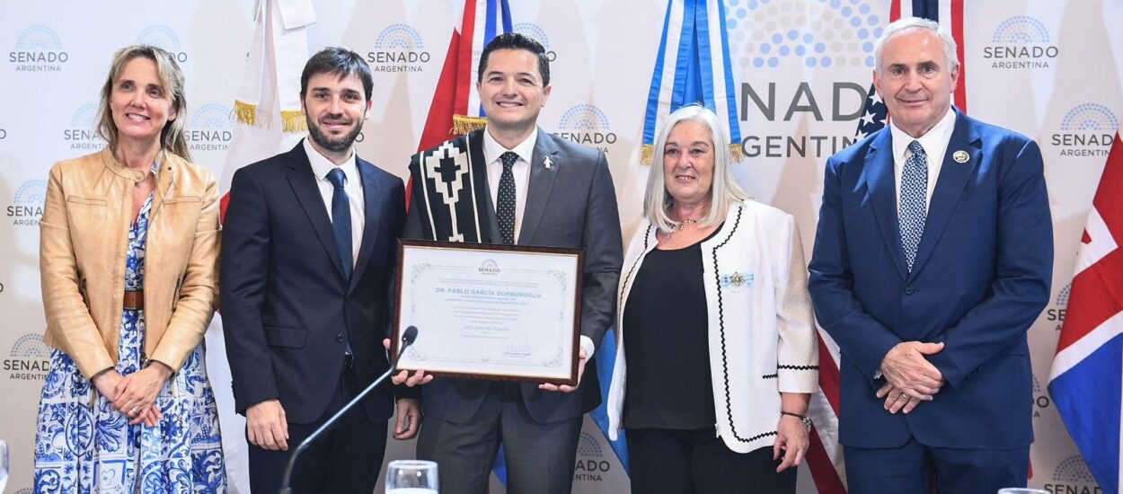 Torres sobre la distinción a Borboroglu: “«Popi» es un embajador de nuestra provincia en el mundo”