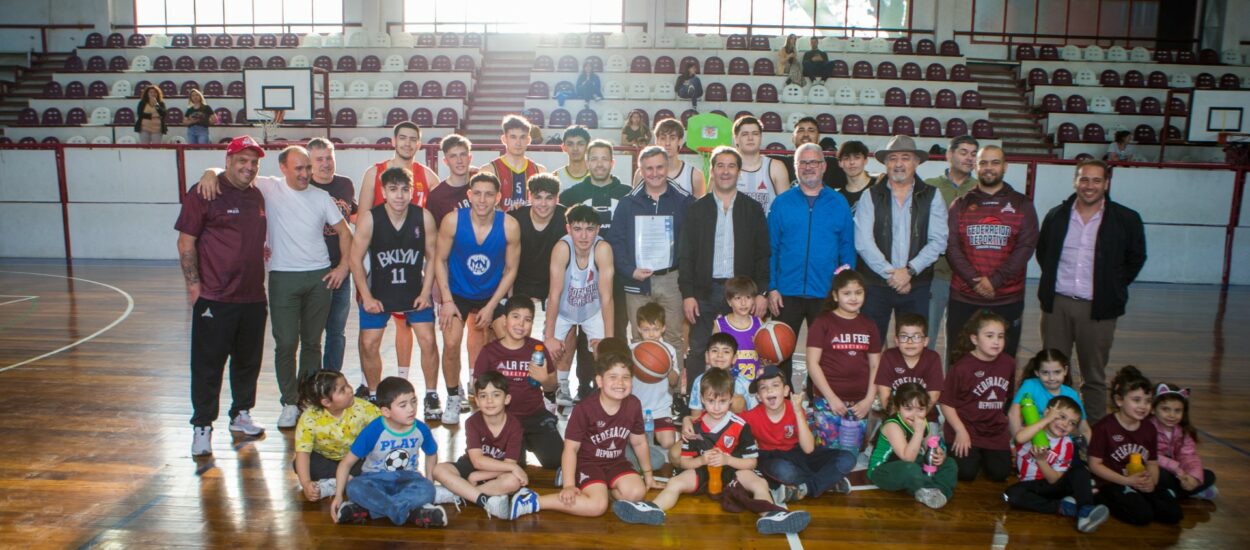 Comodoro Rivadavia: El Municipio entregó aportes para la obra del SUM del club Federación Deportiva