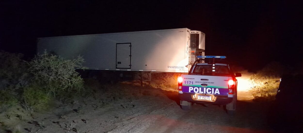 Camarones: La Policía del Chubut localizó un camión y secuestró productos de pesca vinculados a un presunto robo 