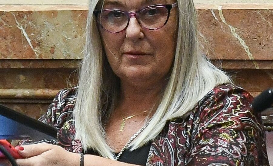 POR INICIATIVA DE LA SENADORA TERENZI, EL PROGRAMA “EL SENADO VA A LA ESCUELA” LLEGA A CHUBUT