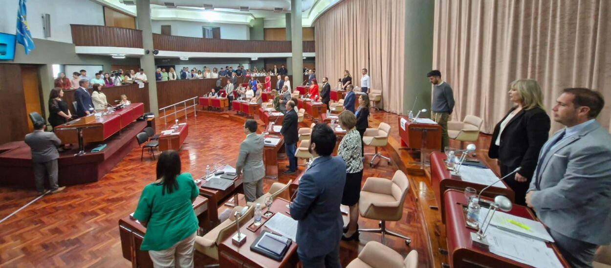 Legislatura Inicia Sesión con Pedidos de Informes sobre Implementación de la ‘Quinta Hora'”