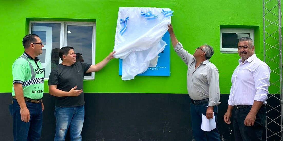 El Gobierno Provincial inauguró un Centro de Emisión de la Licencia Única de Conducir en Paso de Indios