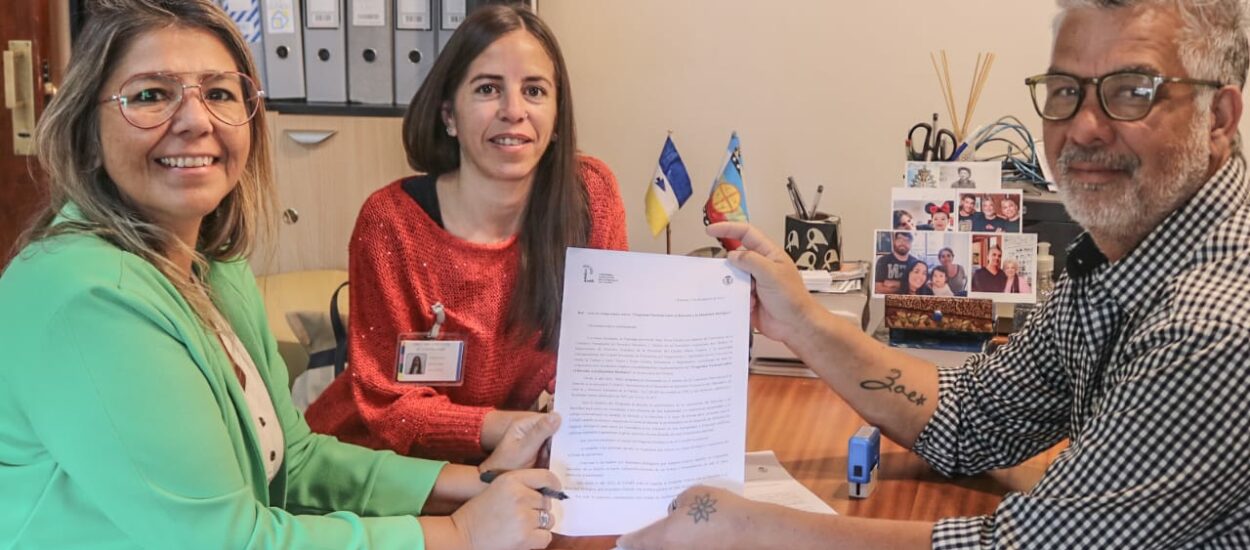 Se firmó en Chubut el acta de compromiso con el Programa Nacional sobre el Derecho a la Identidad Biológica