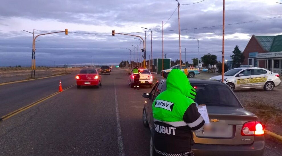 El Gobierno del Chubut controló más de 7000 vehículos el fin de semana y detectó a 60 conductores alcoholizados