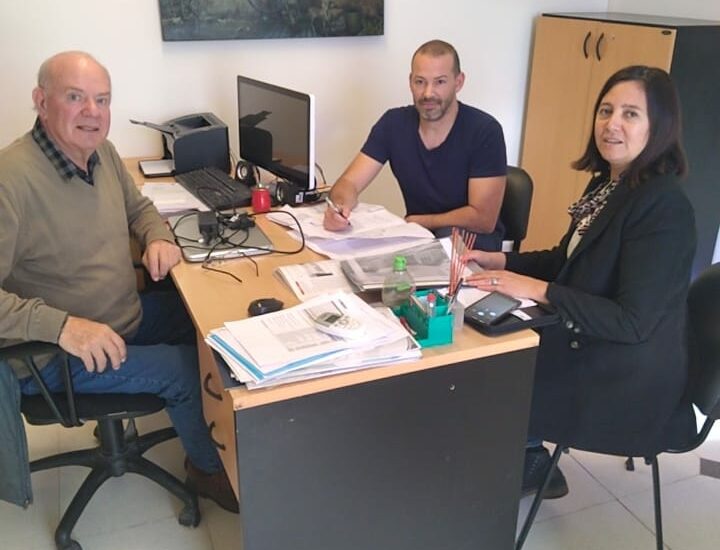 Provincia impulsa soluciones ecológicas para la construcción de viviendas y la conservación de bosques en Chubut