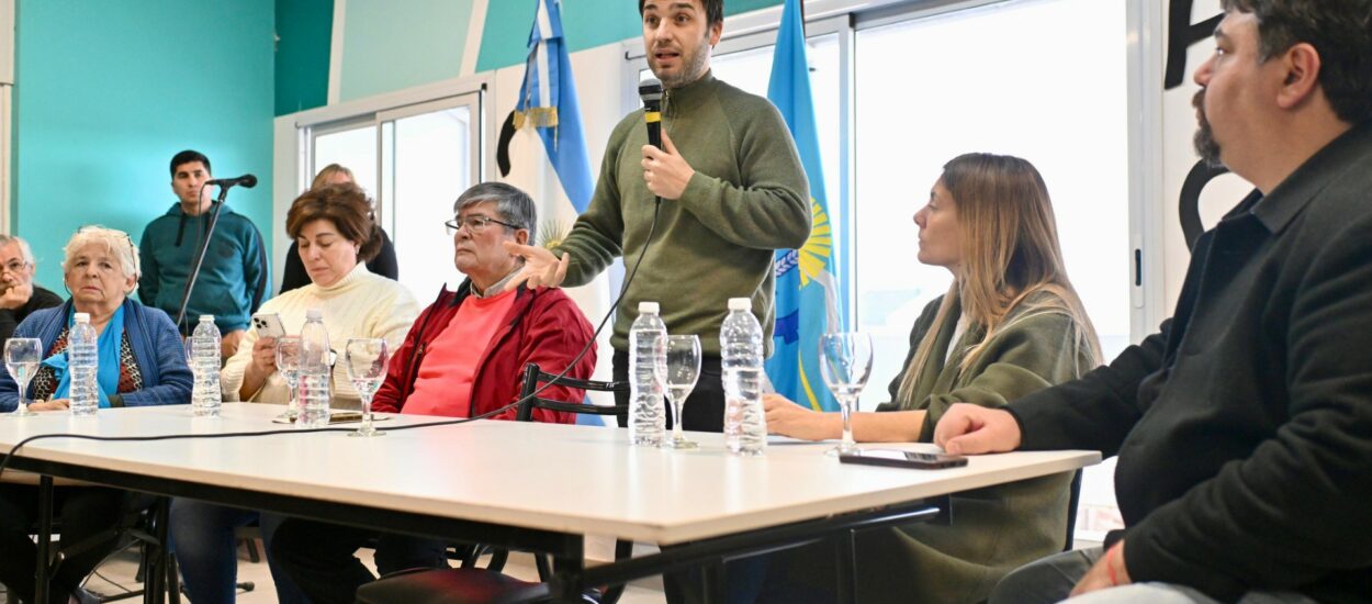 Torres anunció que presentará en la Legislatura una “Ley de Protección para Adultos Mayores”
