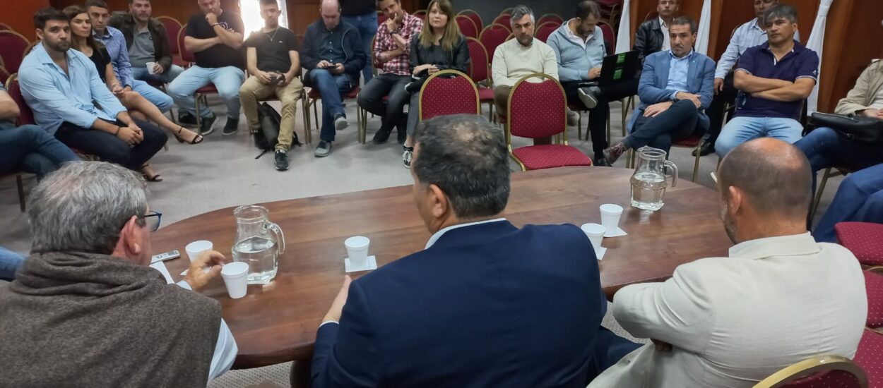 Industriales metalúrgicos avanzan en la conformación de una cámara empresaria provincial