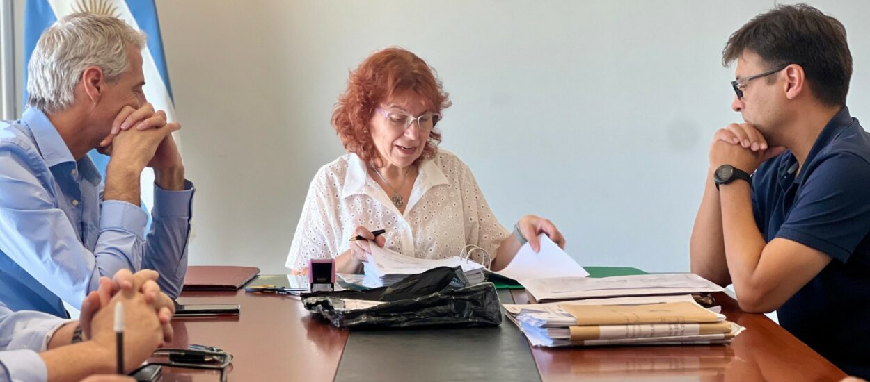 Provincia licitó la compra de maquinaria para optimizar el trabajo vial