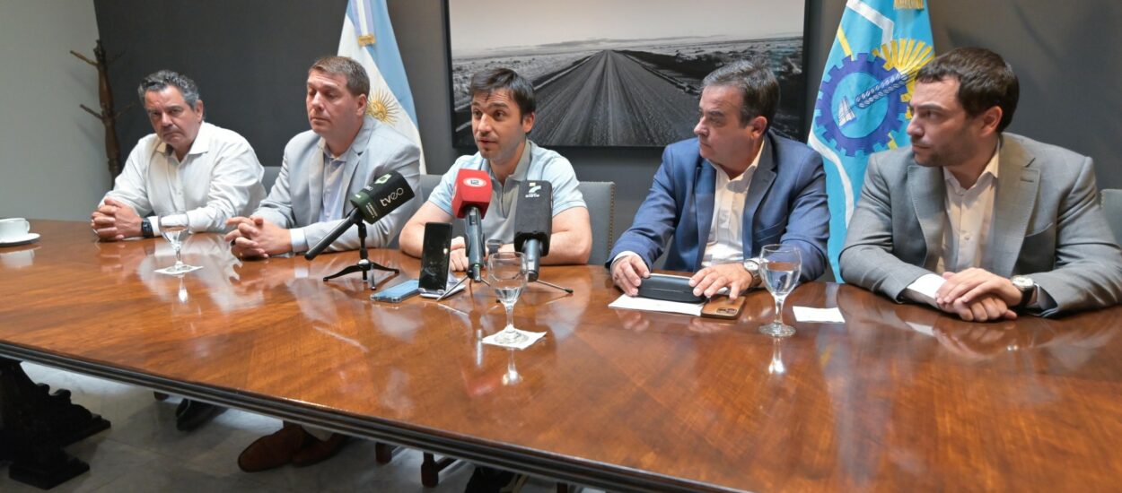 Torres anunció la intervención de la Cooperativa de Rawson y advirtió que “habrá consecuencias civiles y penales”