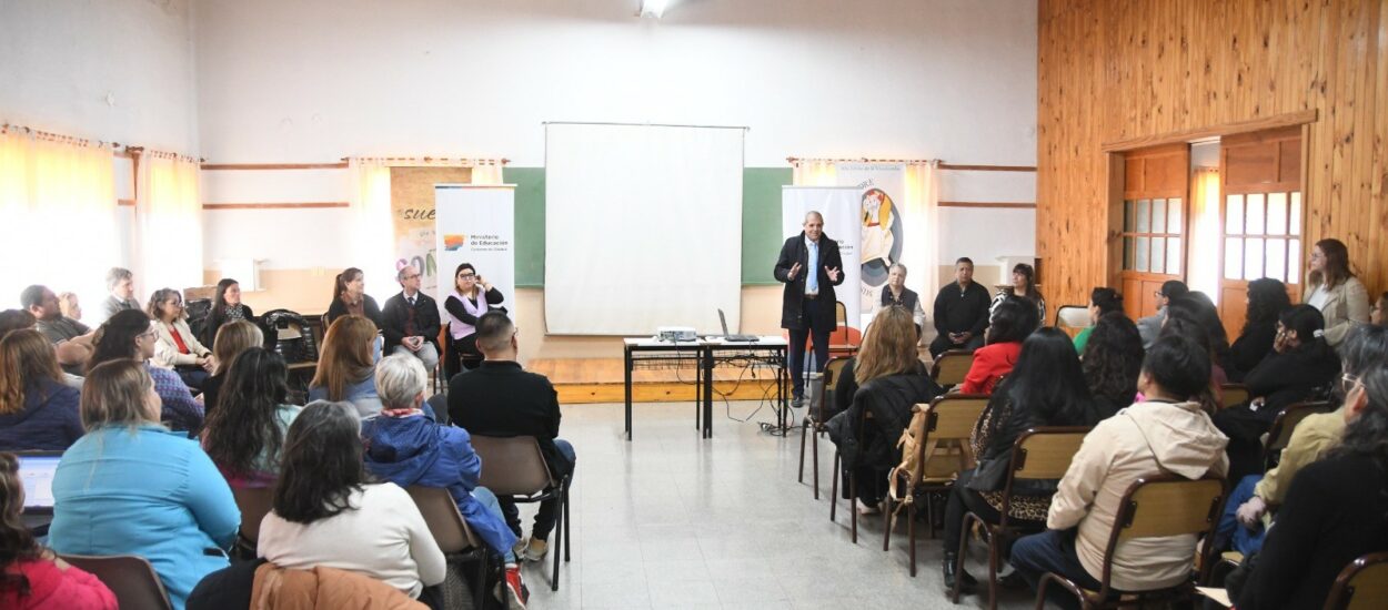 Chubut realizó el Primer Encuentro Provincial de Maestros de Apoyo a la Inclusión